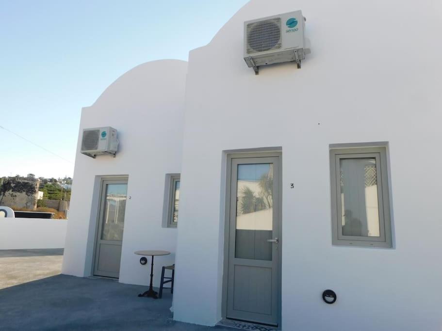 Fira Exo Katikies- Urban Fira Fira (Santorini) Exterior photo